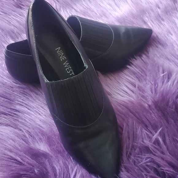 Size 6 Nine West Booties - Picture 7 of 8